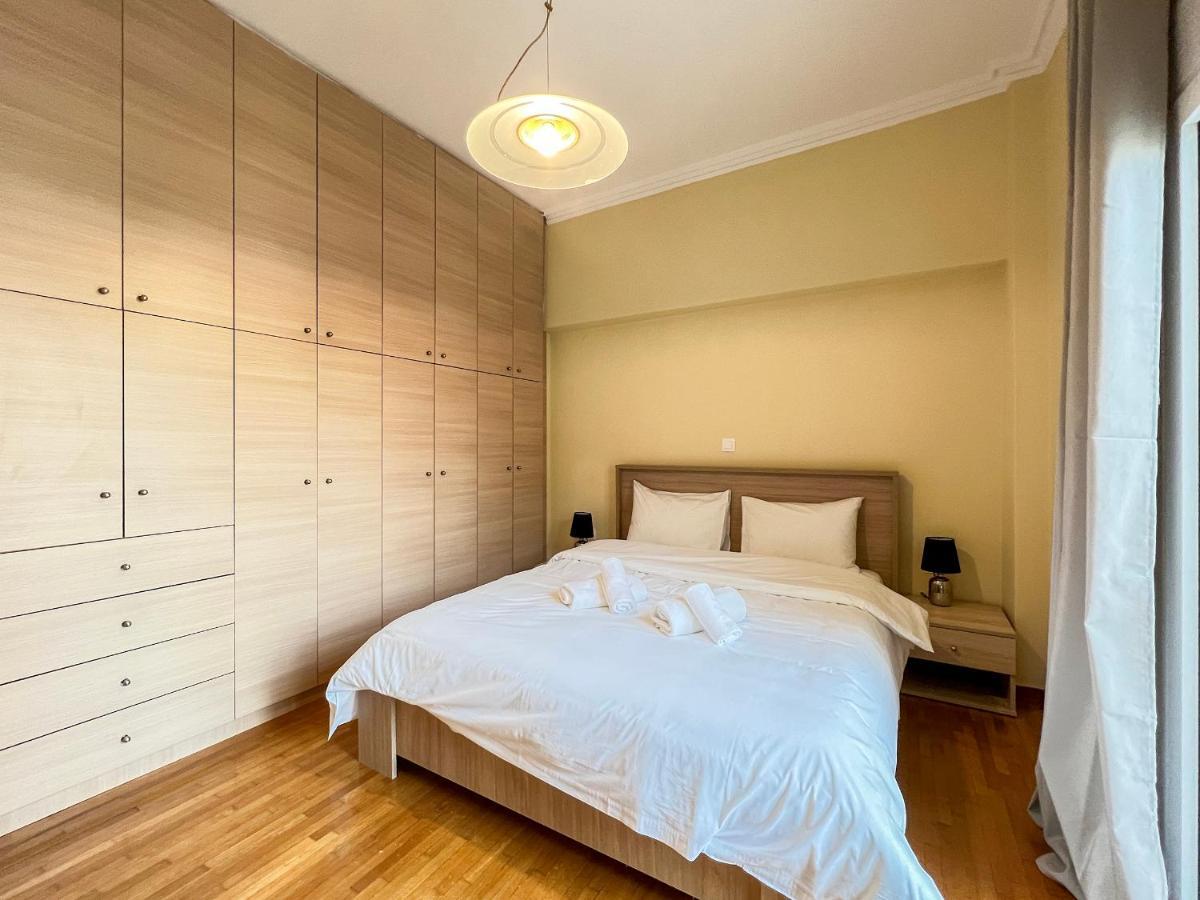 Chiou Spacious 90Sqm Apt In เอเธนส์ ภายนอก รูปภาพ