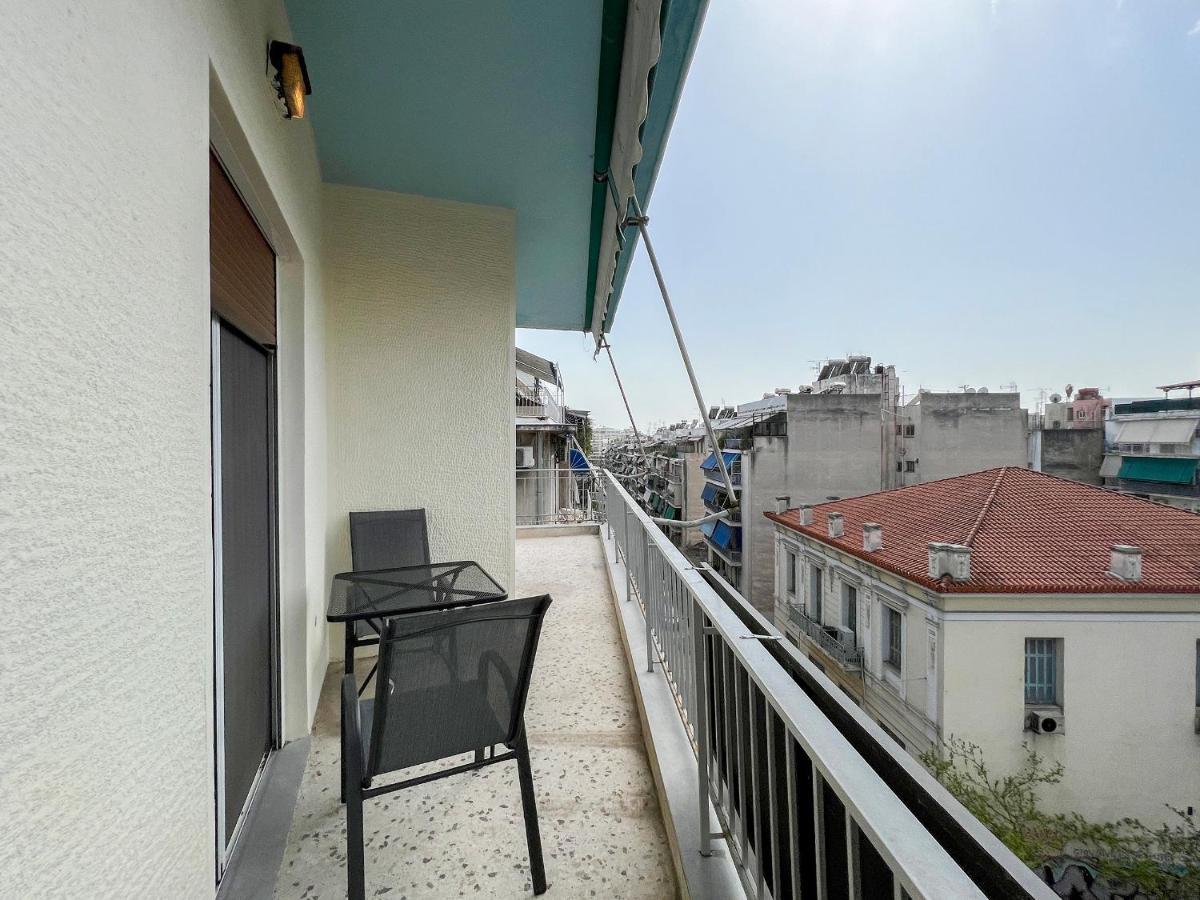 Chiou Spacious 90Sqm Apt In เอเธนส์ ภายนอก รูปภาพ