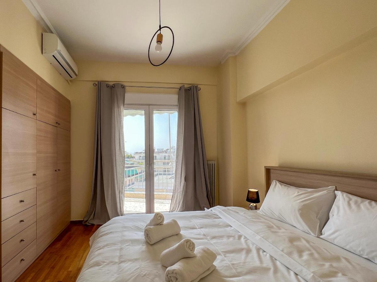 Chiou Spacious 90Sqm Apt In เอเธนส์ ภายนอก รูปภาพ