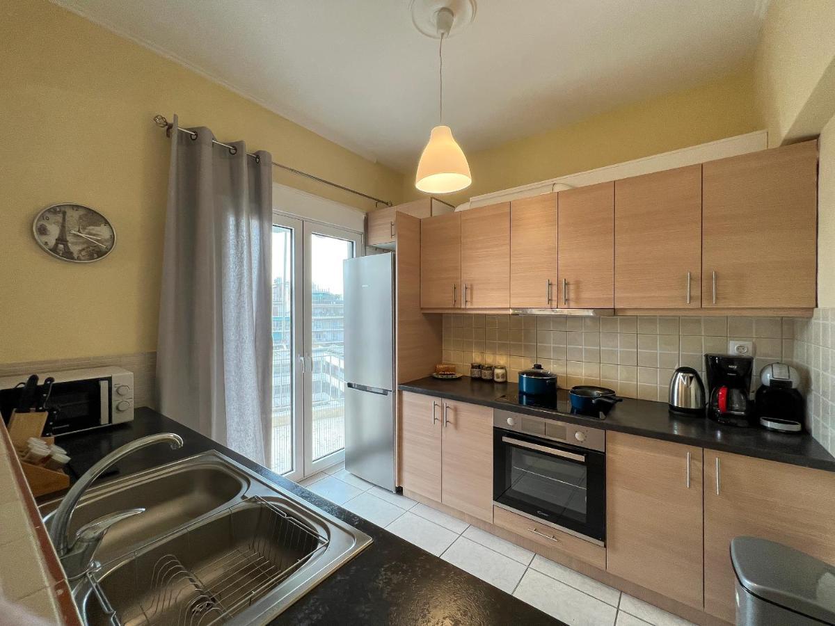Chiou Spacious 90Sqm Apt In เอเธนส์ ภายนอก รูปภาพ