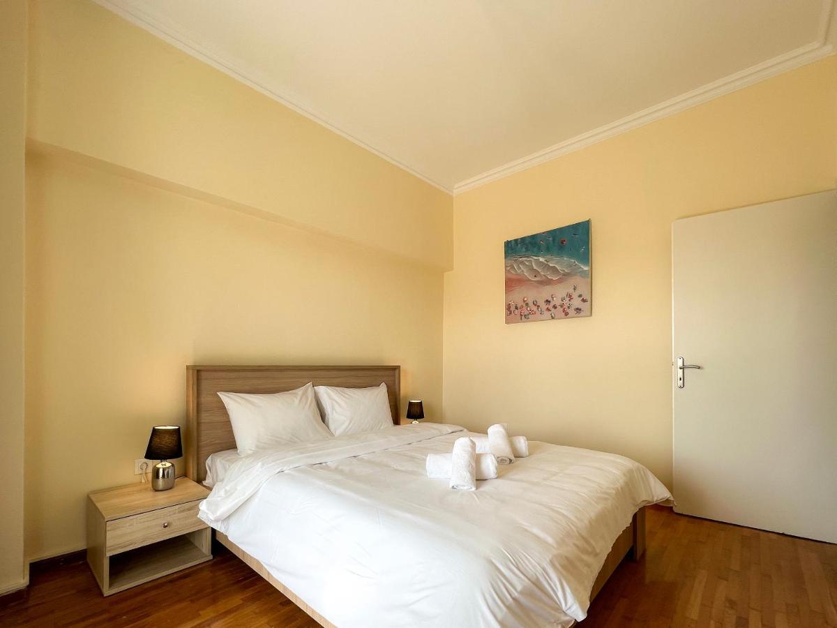Chiou Spacious 90Sqm Apt In เอเธนส์ ภายนอก รูปภาพ