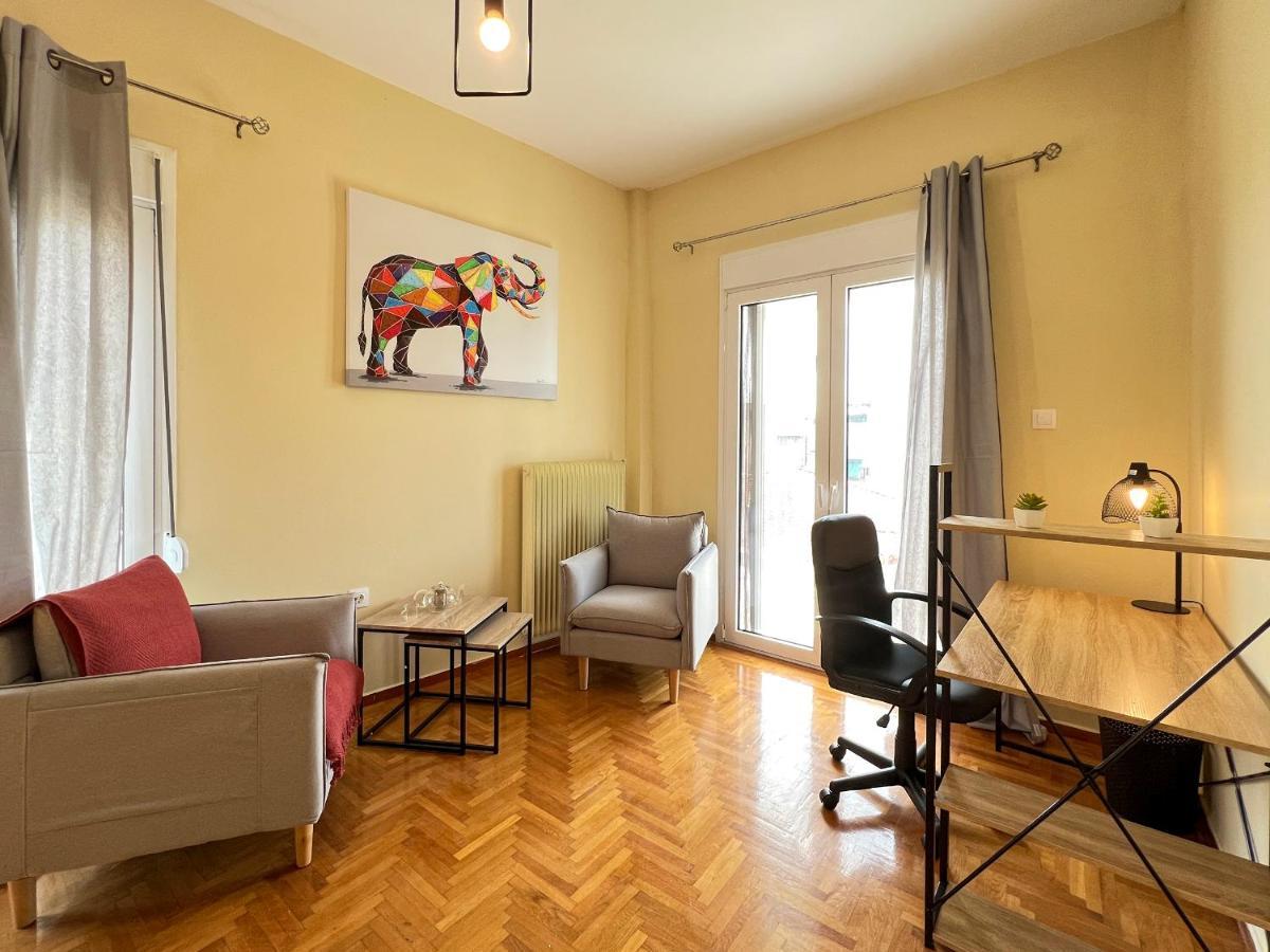 Chiou Spacious 90Sqm Apt In เอเธนส์ ภายนอก รูปภาพ